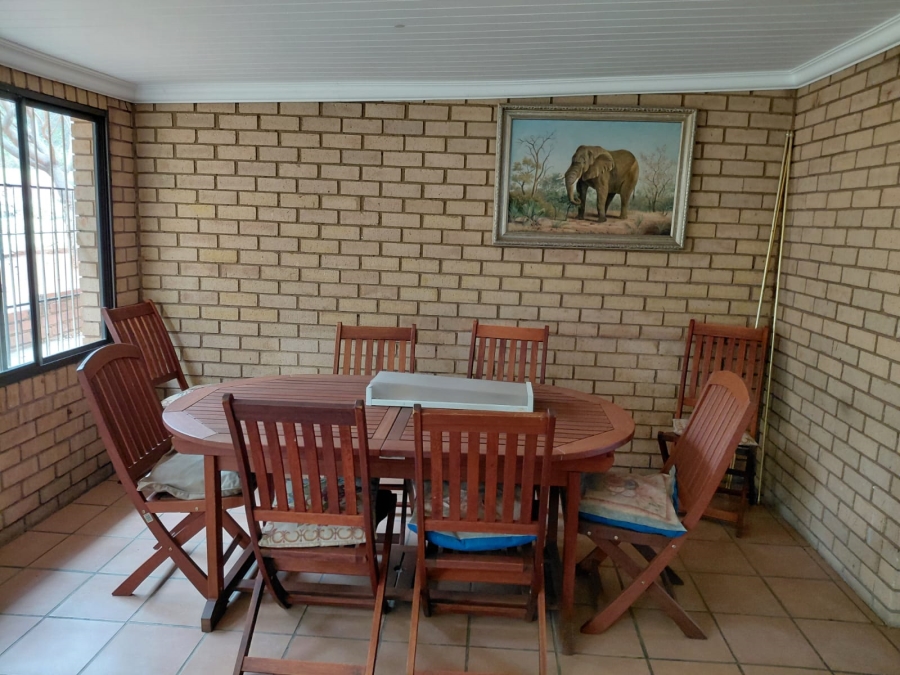 5 Bedroom Property for Sale in Roodekopjes Ah North West